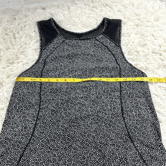 Lululemon Sculpt Tank - Picture 2 of 4